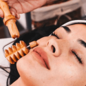 Maderoterapia Facial