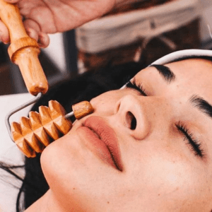 Curso de Massagem Facial com Terapia de Madeira Online